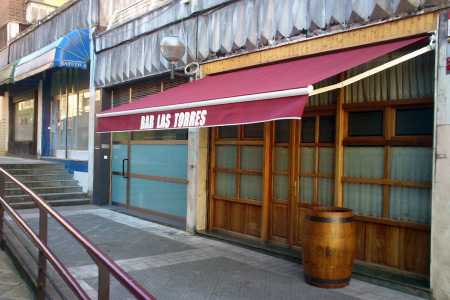 Instalación toldo en Bar las torres, Bilbotoldo